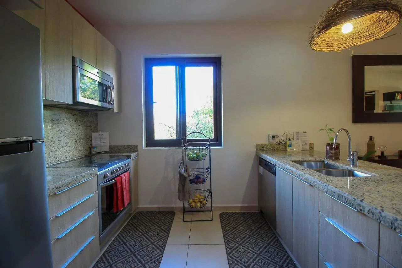 Amazing 2 Bedrooms Condo With Pool Facilities, Balcony And High Speed Internet Akumal 0*,  Mexico